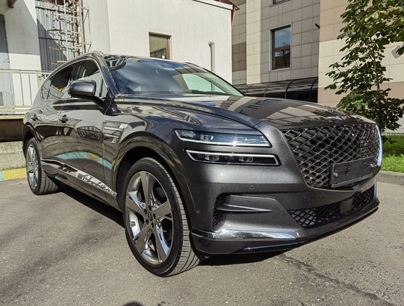 Купить ⁠Genesis GV-80 4wd в Москве