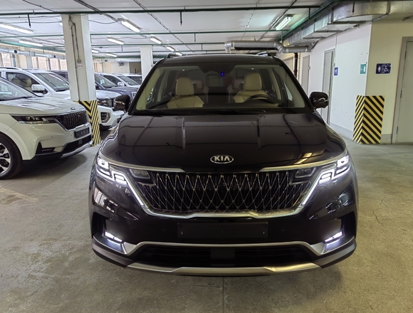 Купить ⁠⁠⁠⁠Kia Carnival Signature 2020 г. в Москве