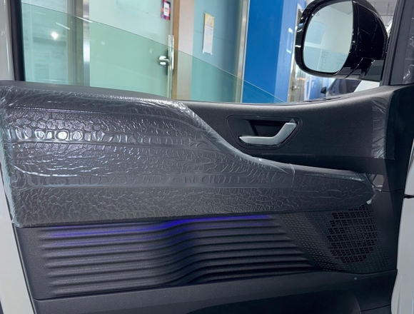 Купить ⁠⁠⁠⁠Hyundai Staria ⁠⁠2025 полный привод в Москве