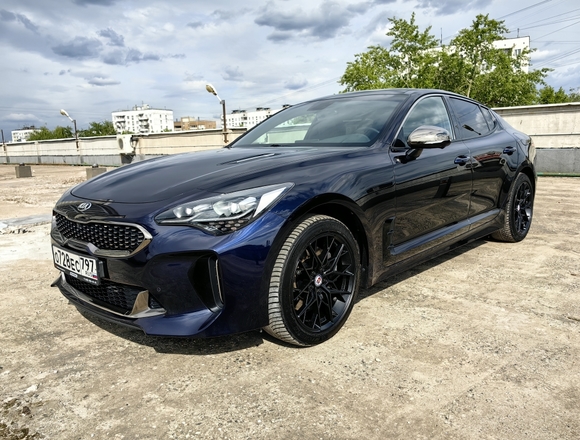 Купить ⁠⁠⁠⁠⁠⁠⁠Kia Stinger 2021 г. полный привод в Москве