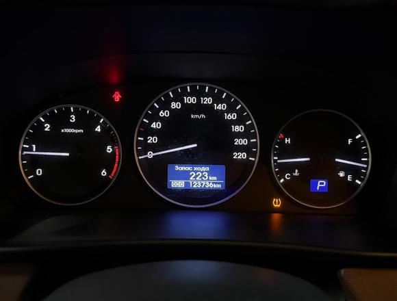 Купить ⁠⁠⁠⁠⁠⁠⁠⁠⁠Hyundai Grand Starex 2019 г. в Москве