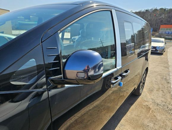 Купить ⁠⁠⁠⁠Hyundai Staria ⁠⁠2024 полный привод в Москве
