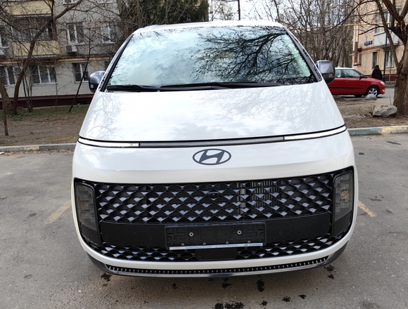 Купить ⁠⁠⁠⁠Hyundai Staria ⁠⁠2025 полный привод в Москве