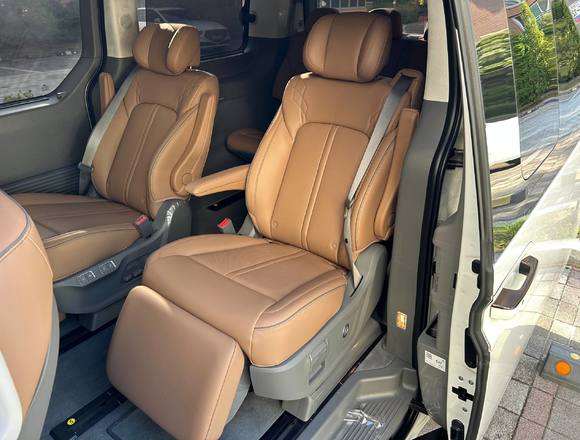 Купить ⁠⁠⁠⁠Hyundai Staria ⁠⁠2025 полный привод в Москве