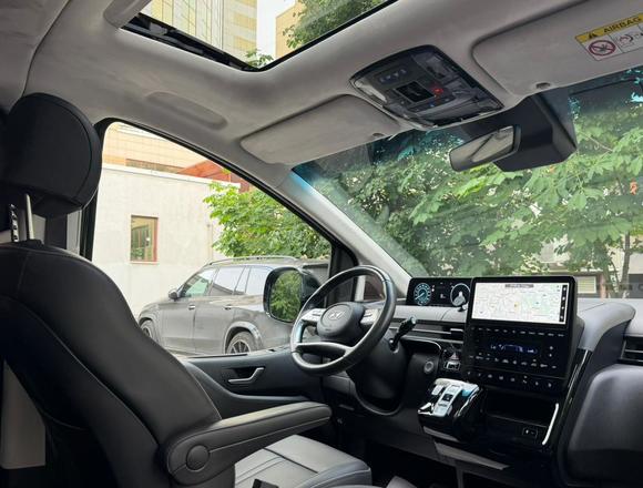 Купить ⁠⁠⁠⁠Hyundai Staria ⁠⁠Lounge Inspiration 2022 полный привод в Москве