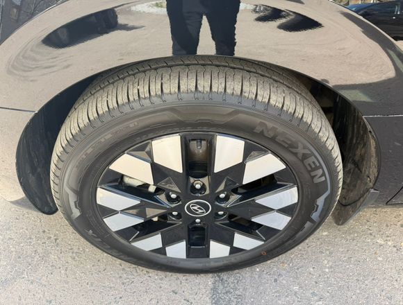 Купить ⁠⁠⁠⁠Hyundai Staria ⁠⁠2025 полный привод в Москве