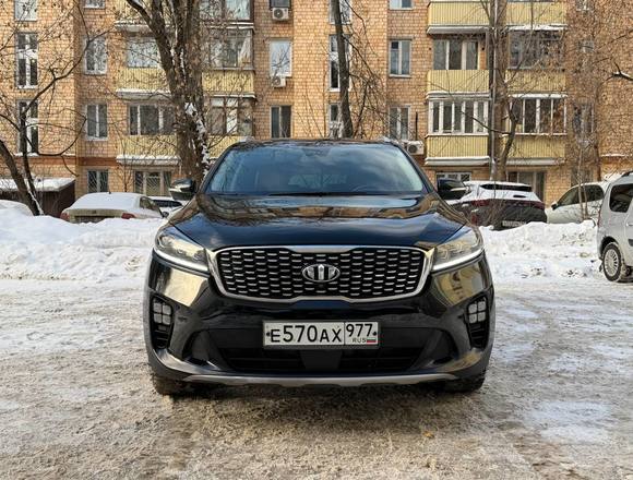 Купить ⁠⁠Kia Sorento 2018 года в Москве