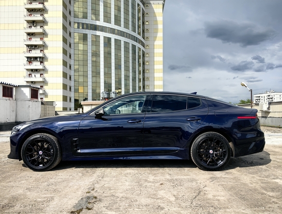 Купить⁠⁠⁠ Kia Stinger 2021 г. полный привод в Москве