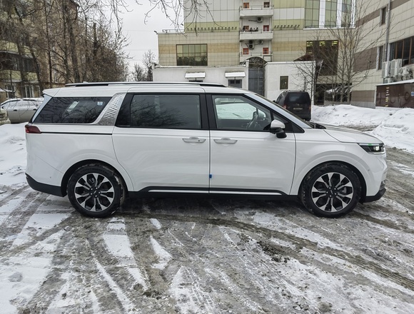 Купить ⁠⁠⁠⁠Kia Carnival Limousine 2022 г. в Москве