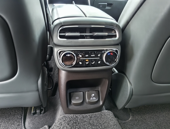 Купить ⁠Genesis GV-80 4wd в Москве
