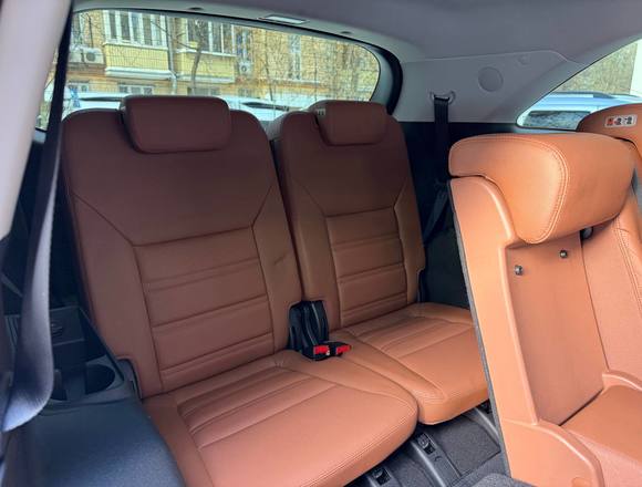 Купить ⁠⁠Kia Sorento 2018 года в Москве