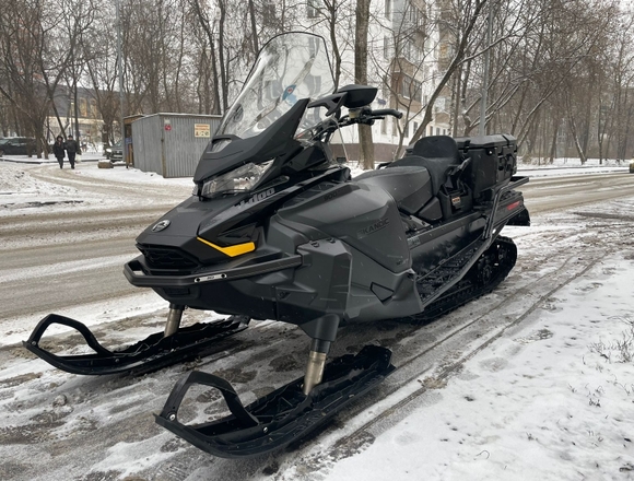 Снегоход ⁠BRP SKI-DOO SKANDIC SWT 2024 г. в Москве на Алексеевской