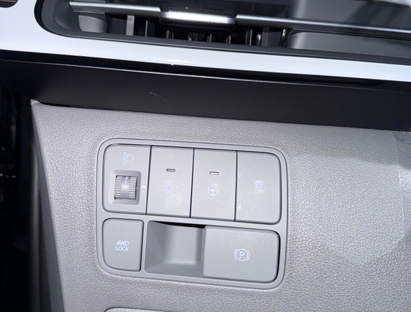 Купить ⁠⁠⁠⁠Hyundai Staria ⁠⁠2025 полный привод в Москве