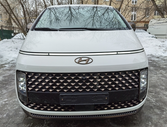 Купить ⁠⁠⁠⁠Hyundai Staria ⁠⁠Lounge Inspiration 2021 полный привод в Москве