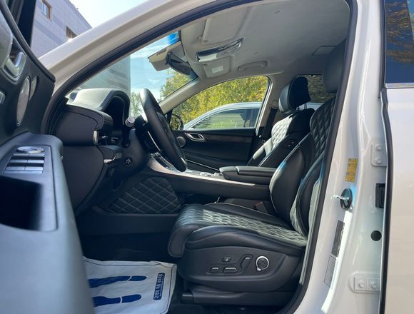 Купить ⁠Genesis GV-80 4wd в Москве