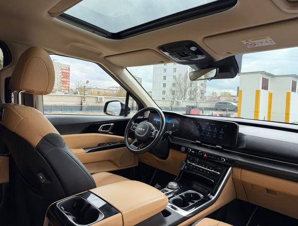 Купить ⁠⁠⁠⁠Kia Carnival Signature 2021 г. полный привод в Москве