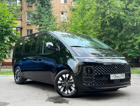 Купить ⁠⁠⁠⁠Hyundai Staria ⁠⁠Lounge Inspiration 2022 полный привод в Москве