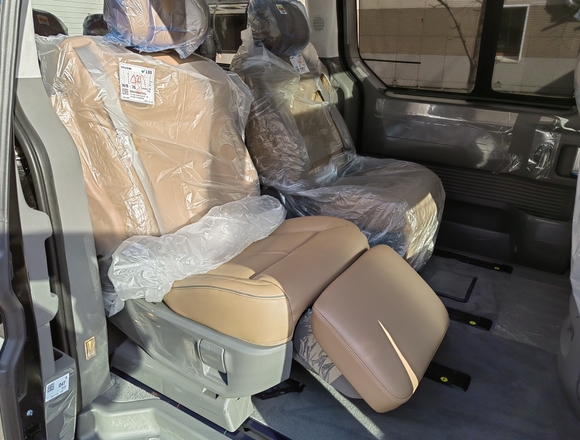 Купить ⁠⁠⁠⁠Hyundai Staria ⁠⁠Lounge Inspiration 2023 полный привод в Москве