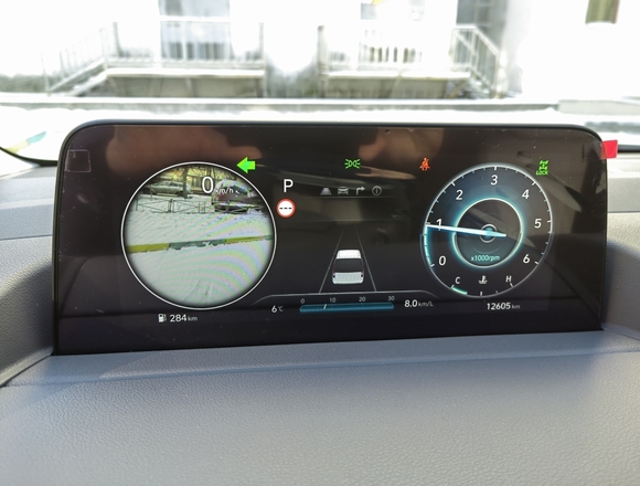 Купить ⁠⁠⁠⁠Hyundai Staria ⁠⁠Lounge Inspiration 2021 полный привод в Москве