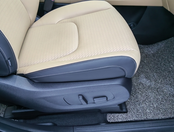 Купить ⁠⁠⁠⁠Kia Carnival Signature 2021 г. в Москве
