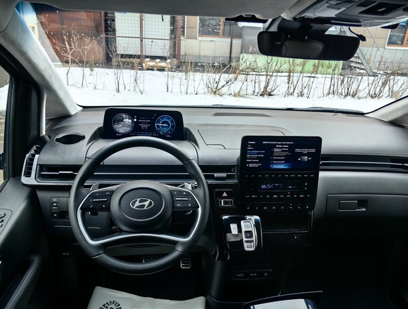 Купить ⁠⁠⁠⁠Hyundai Staria ⁠⁠2024 полный привод в Москве