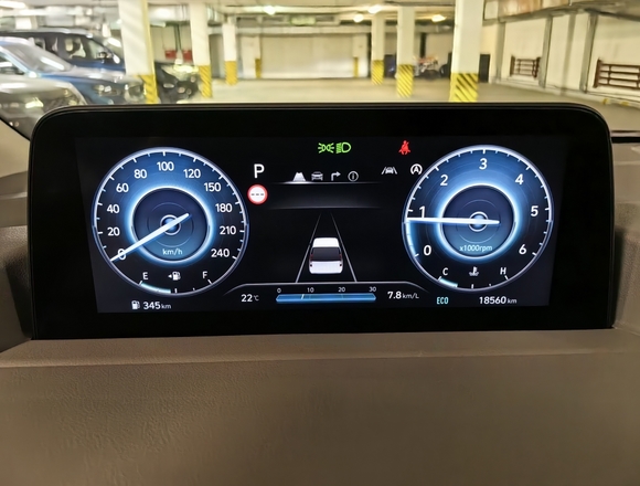 Купить ⁠⁠⁠⁠Hyundai Staria ⁠⁠Lounge Inspiration 2021 полный привод в Москве