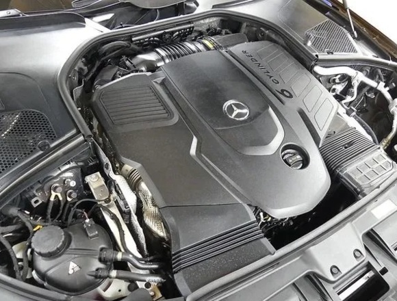 Заказать ⁠⁠⁠⁠⁠⁠⁠⁠⁠Mercedes-Benz S-Класс 4MATIC в Москве