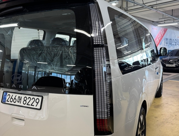 Купить ⁠⁠⁠⁠Hyundai Staria ⁠⁠2025 полный привод в Москве