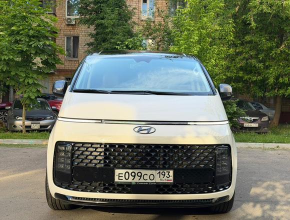 Купить ⁠⁠⁠⁠Hyundai Staria ⁠⁠Lounge Inspiration 2021 полный привод в Москве