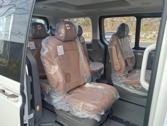 Купить ⁠⁠⁠⁠Hyundai Staria ⁠⁠2025 полный привод в Москве