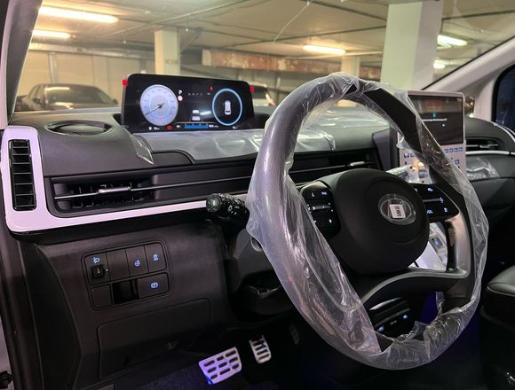 Купить ⁠⁠⁠⁠Hyundai Staria ⁠⁠2025 передний привод в Москве
