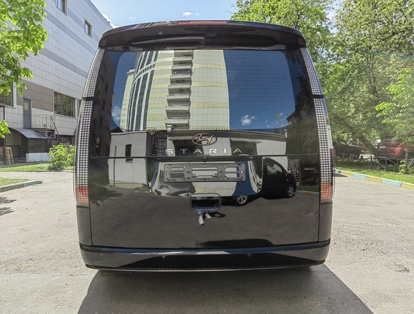 Купить ⁠⁠⁠⁠Hyundai Staria ⁠⁠Lounge Inspiration 2021 полный привод в Москве