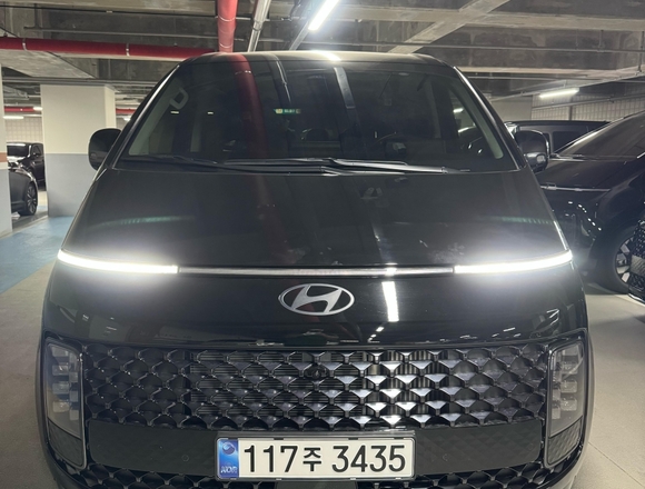 Купить ⁠⁠⁠⁠Hyundai Staria ⁠⁠2025 полный привод в Москве