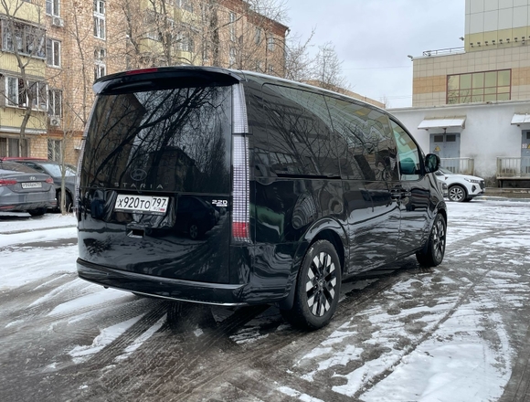 Купить ⁠⁠⁠⁠Hyundai Staria ⁠⁠2024 полный привод в Москве