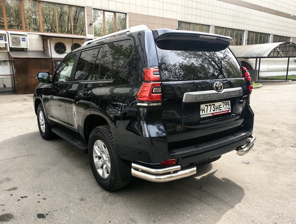 Купить ⁠Toyota Land Cruiser Prado в Москве