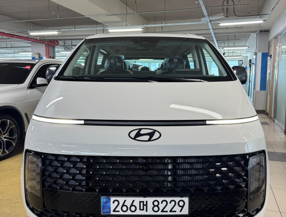 Купить ⁠⁠⁠⁠Hyundai Staria ⁠⁠2025 полный привод в Москве