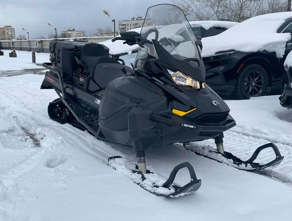 Снегоход ⁠BRP SKI-DOO SKANDIC SWT 2025 г. в Москве на Алексеевской