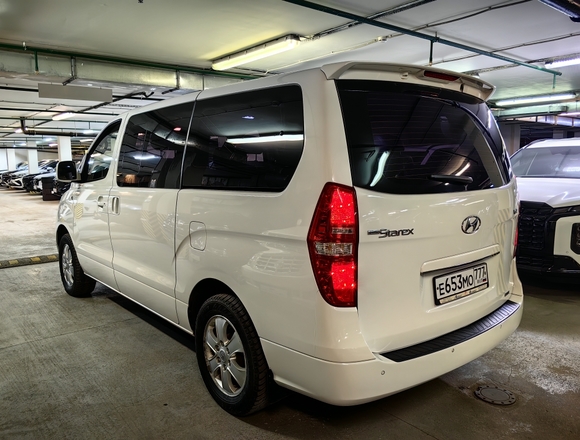 Купить ⁠⁠⁠⁠⁠⁠⁠Hyundai Grand Starex 2014 полный привод в Москве