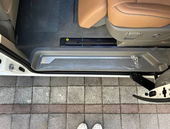 Купить ⁠⁠⁠⁠Hyundai Staria ⁠⁠2025 полный привод в Москве