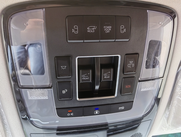 Купить ⁠⁠⁠⁠Hyundai Staria ⁠⁠Lounge Inspiration 2021 полный привод в Москве