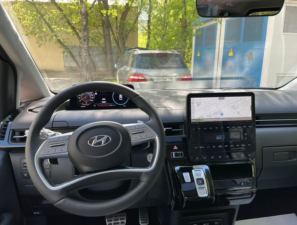 Купить ⁠⁠⁠⁠Hyundai Staria ⁠⁠Lounge Inspiration 2023 полный привод в Москве на Алексеевской