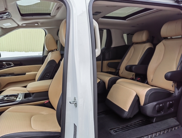 Купить ⁠⁠⁠⁠Kia Carnival Signature 2020 г. в Москве