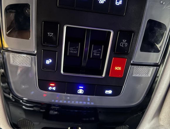 Купить ⁠⁠⁠⁠Hyundai Staria ⁠⁠Lounge Inspiration 2021 полный привод в Москве
