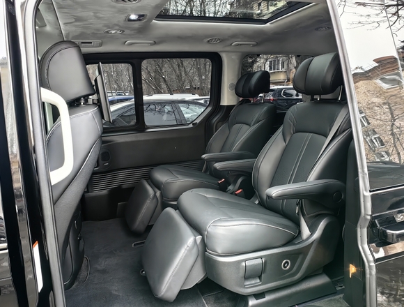 Купить ⁠⁠⁠⁠Hyundai Staria ⁠⁠2024 полный привод в Москве