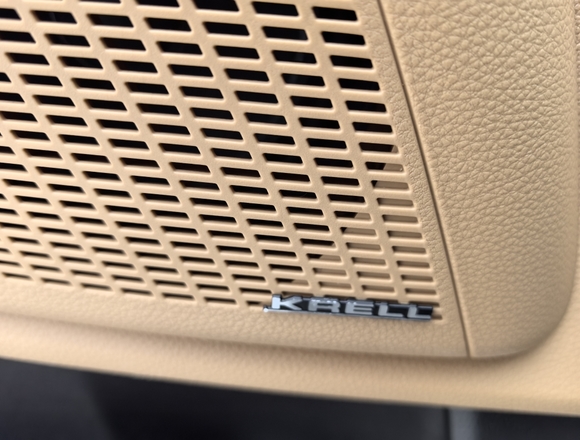 Купить ⁠⁠⁠⁠Kia Carnival Signature 2020 г. в Москве