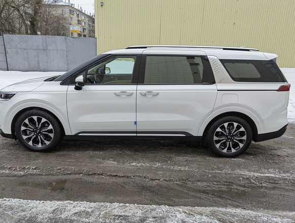 Купить ⁠⁠⁠⁠Kia Carnival Signature 2020 г. в Москве