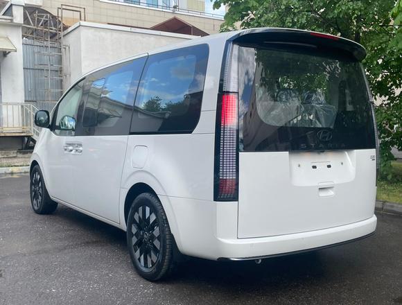 Купить ⁠⁠⁠⁠Hyundai Staria ⁠⁠2025 полный привод в Москве