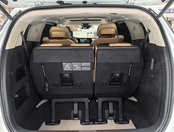 Купить ⁠⁠⁠⁠Kia Carnival Signature 2020 г. в Москве