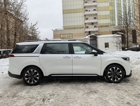 Купить ⁠⁠⁠⁠Kia Carnival Signature 2020 г. в Москве