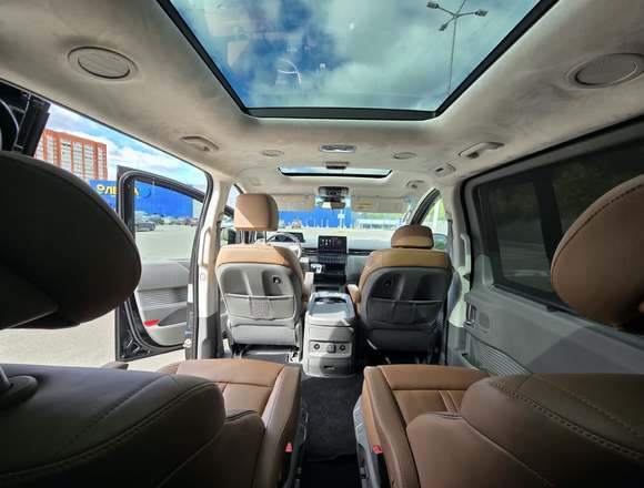 Купить ⁠⁠⁠⁠Hyundai Staria ⁠⁠Lounge Inspiration 2023 полный привод в Москве